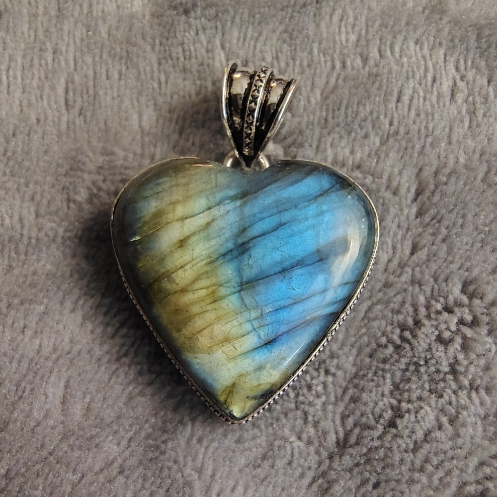 Heart-Shaped Labradorite Pendant